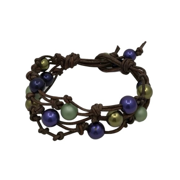 Shell pearl and knotted leather adjustable boho bracelet blue purple green - Picture 1 of 3